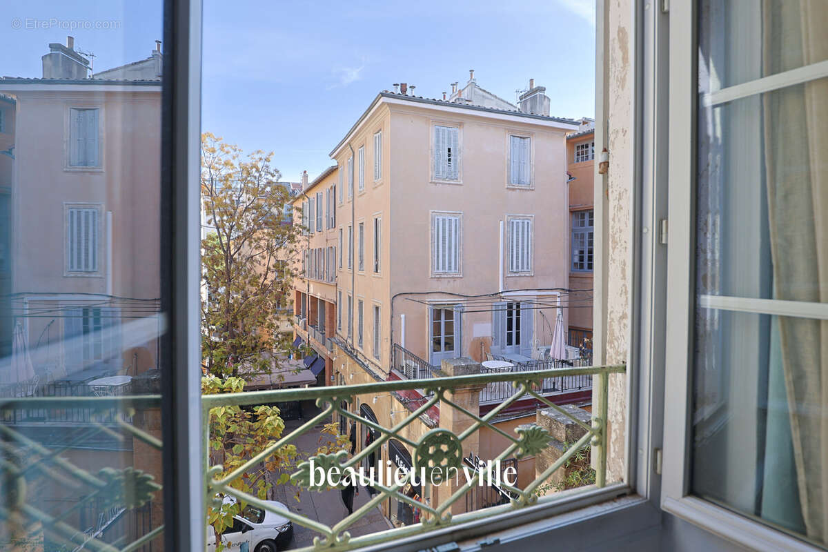 Appartement à AIX-EN-PROVENCE