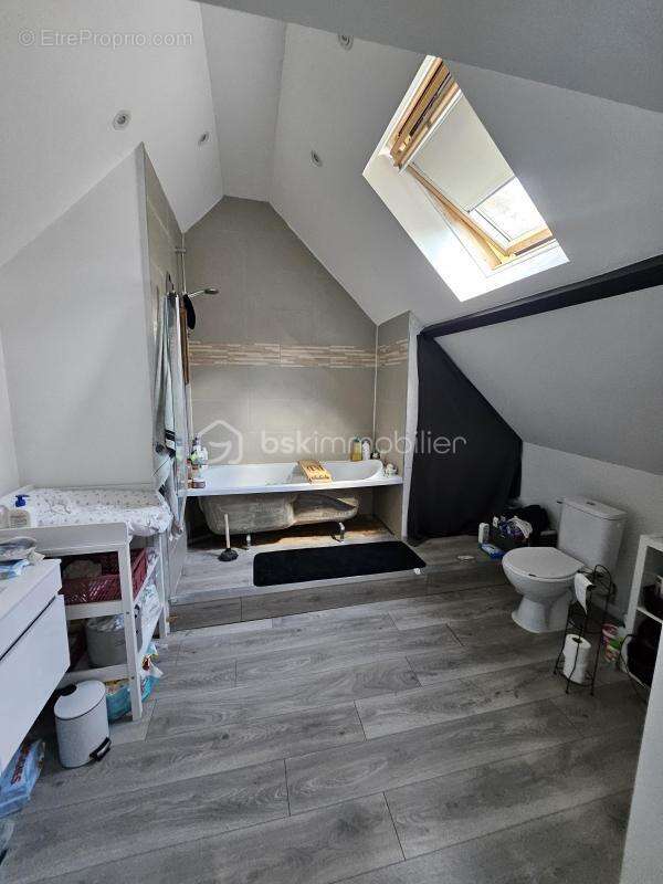 maison 5 pièces de 126m² - photo 6