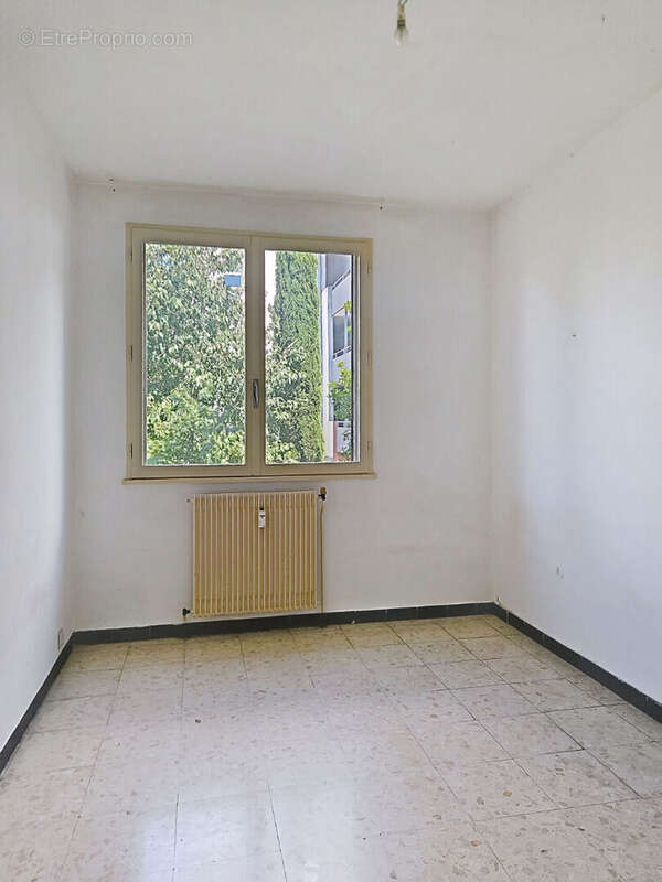 Appartement Nimes 4 pièce(s) 85.63 m2 - photo 2