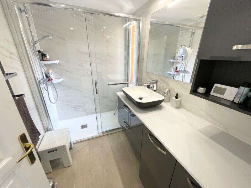 Photo 7 - Appartement à SAINT-RAPHAEL