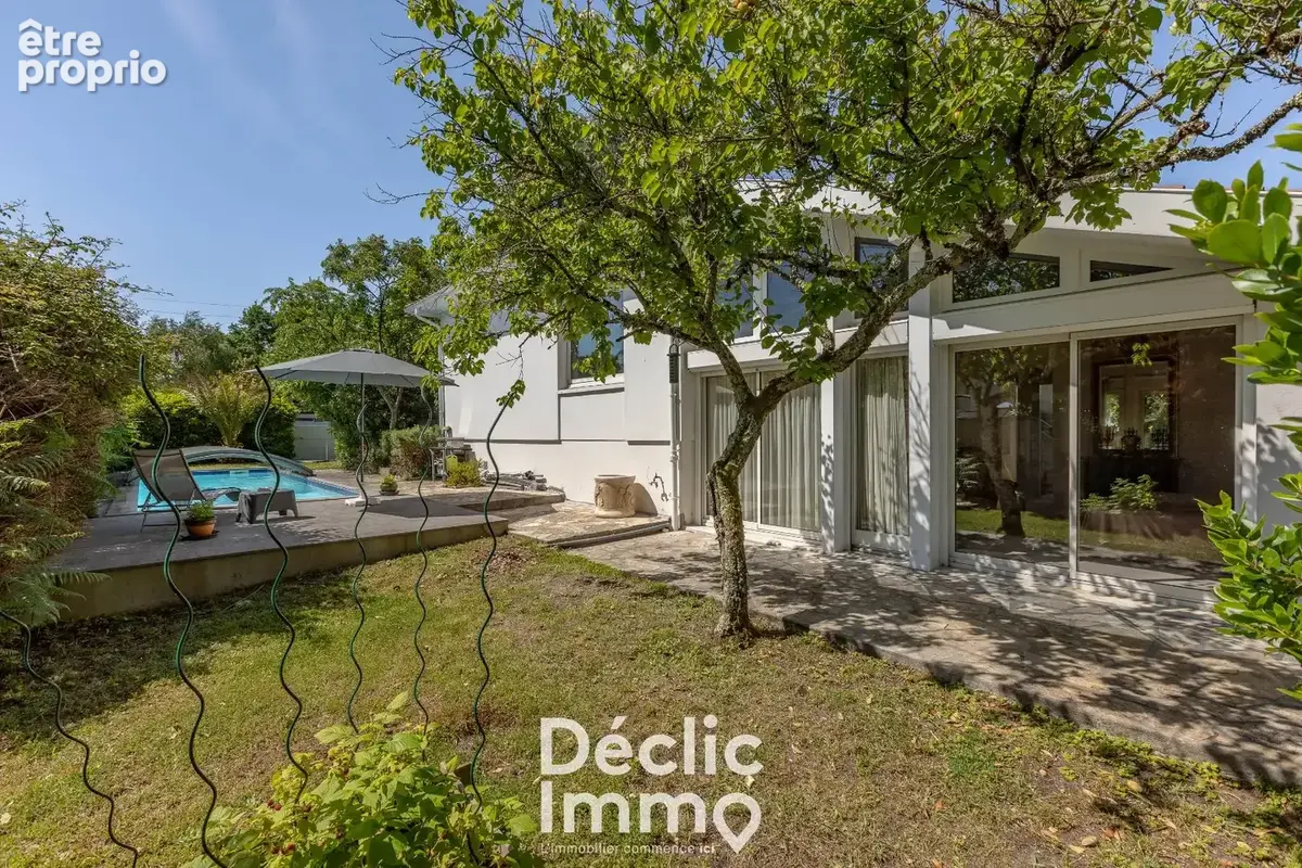 Photo Maison à Merignac au prix de 745 000€