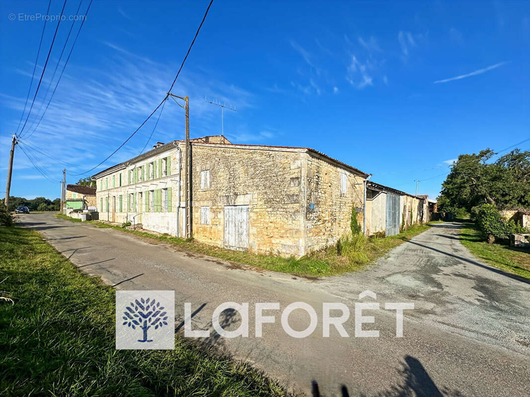 Maison à SAINT-ANDRE-DE-LIDON