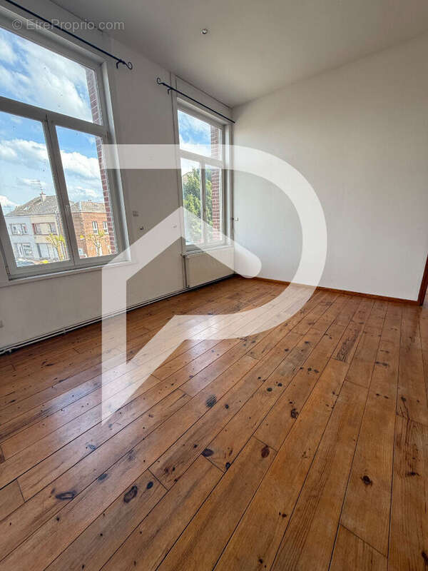 Maison à SAINT-HILAIRE-LEZ-CAMBRAI