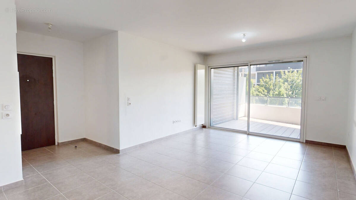 Appartement à MEYLAN