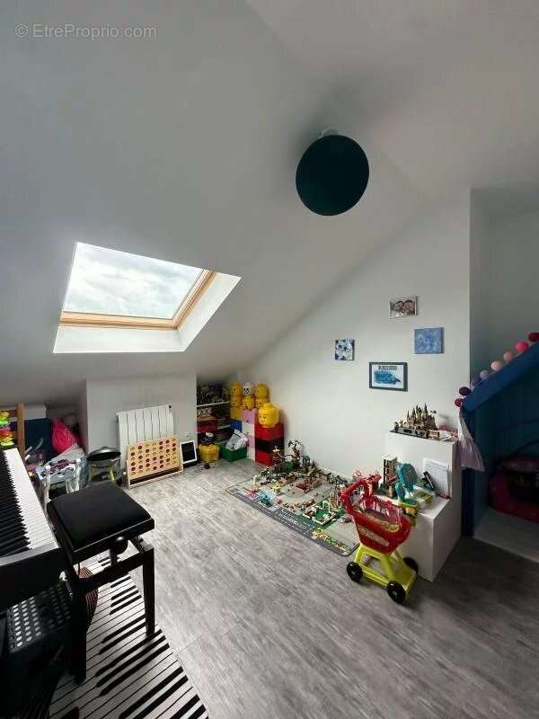 Appartement à PIERRELAYE