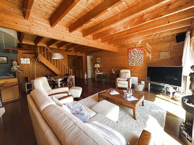 Maison à COUDEVILLE-SUR-MER