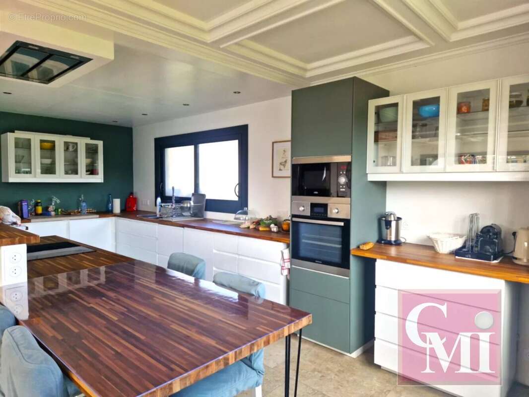 Maison à BRUYERES-LE-CHATEL