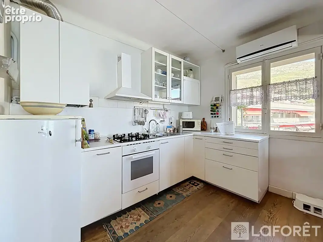 MENTON - GARAVAN - Magnifique appartement T2 de 61 m² avec terrasse et vue mer panoramique - photo 8