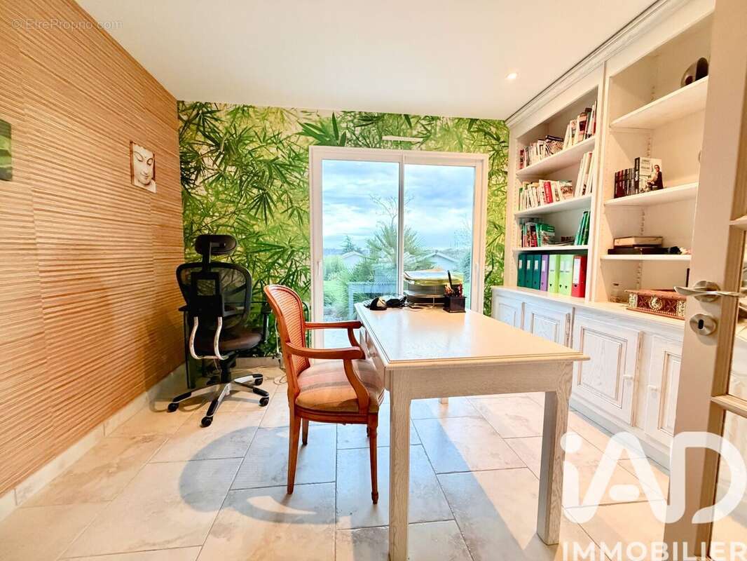 Photo 9 - Maison à BOURGOIN-JALLIEU