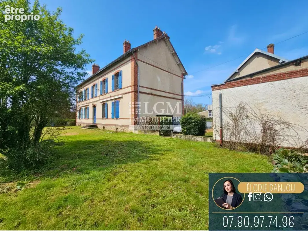Propriété de caractère & ancien site industriel – 285m² habitables + 1 200m² de bâtiments – Proche Châteaudun - photo 13