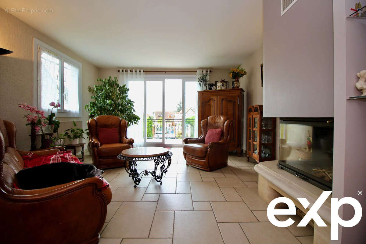 Maison à JOUARS-PONTCHARTRAIN