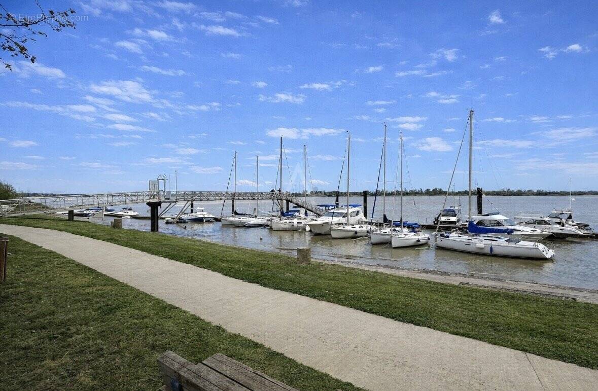 Maison à SAINT-ANDRE-DE-CUBZAC