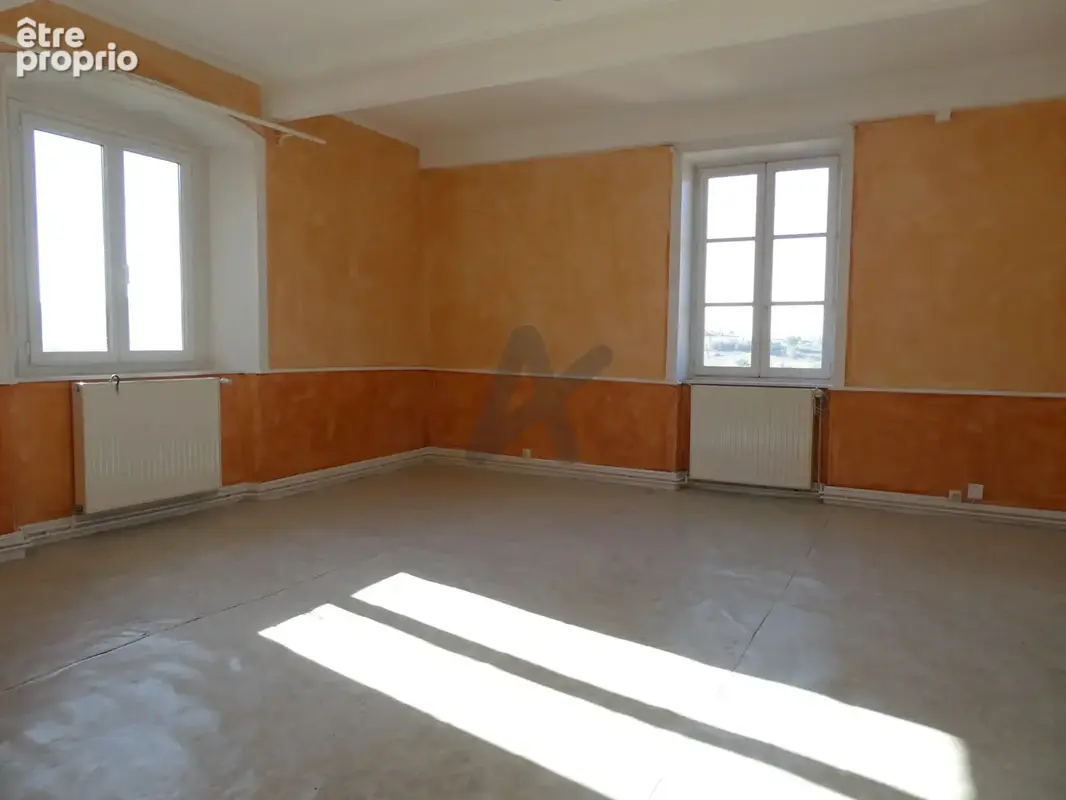 Bel appartement lumineux dans immeuble de caractère proche tous commerces - photo 4