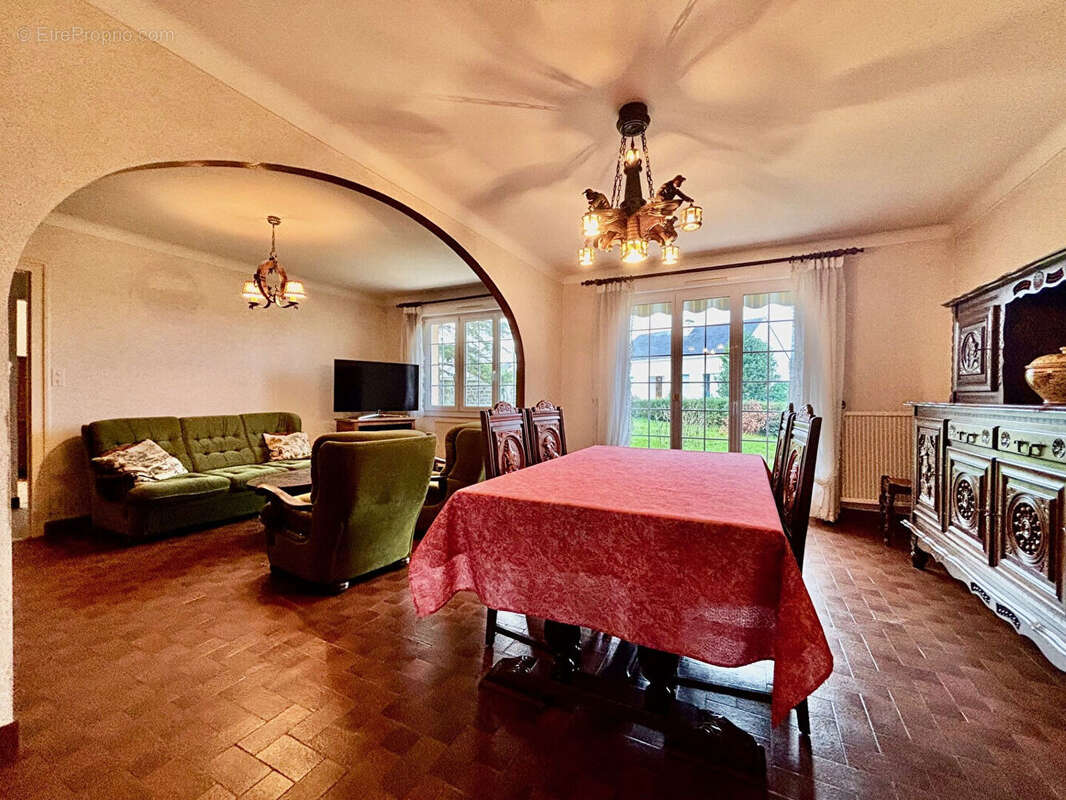 Maison à SAINT-MALO-DE-GUERSAC