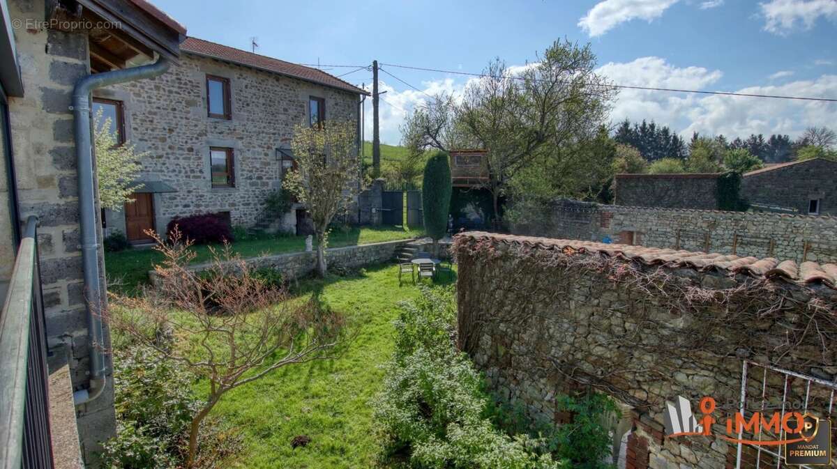 Maison à ROCHE-LA-MOLIERE