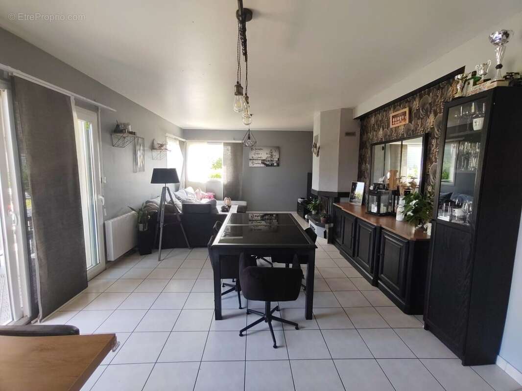 Maison à PLOUNEVEZ-LOCHRIST