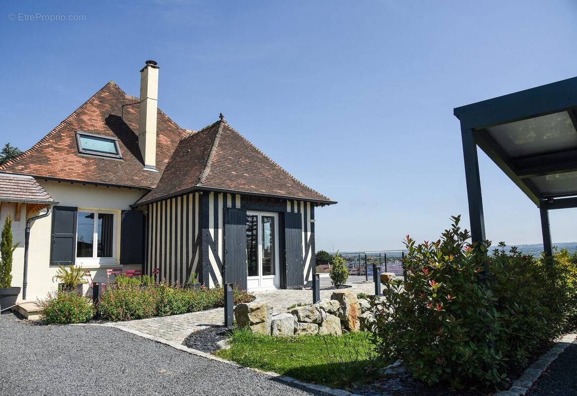 Maison à TROUVILLE-SUR-MER