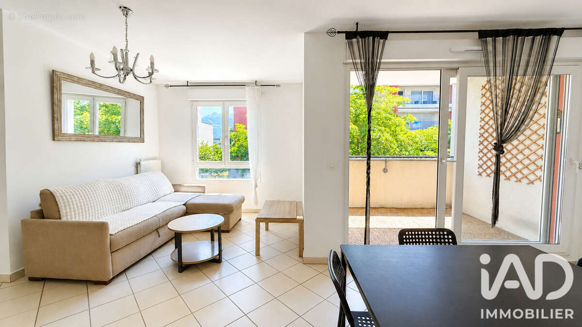 Photo 2 - Appartement à ECHIROLLES