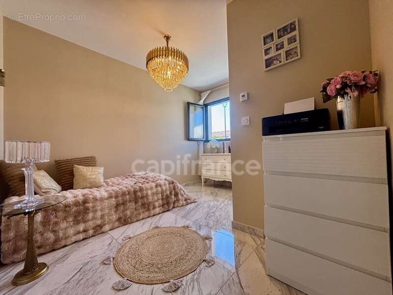 Pomérols (34), à vendre maison contemporaine de plain-pied p4 , surface totale 120 m2, terrain 370 m2, garage, secteur calme - photo 13