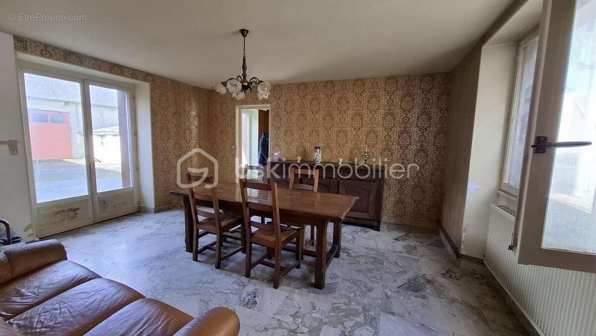 Maison à SERMAISES