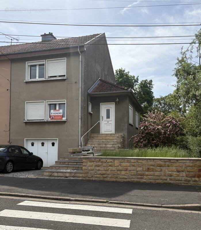 Maison à HAUCOURT-MOULAINE