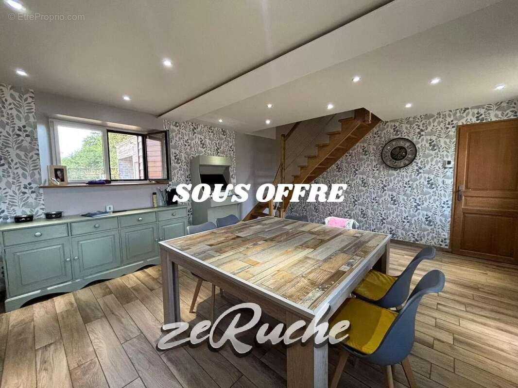 Maison à LE MOLAY-LITTRY