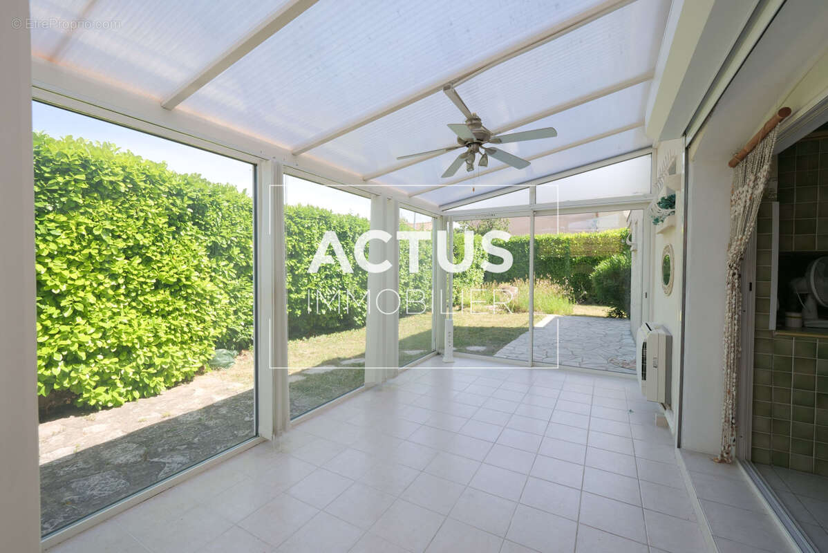Maison 179 m² à Salon-De-Provence  - photo 5