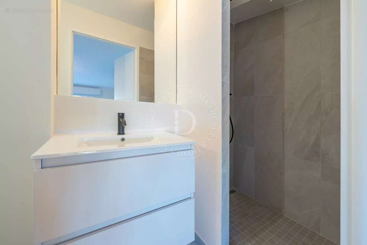 Duplex avec terrasses au dernier étage - photo 10