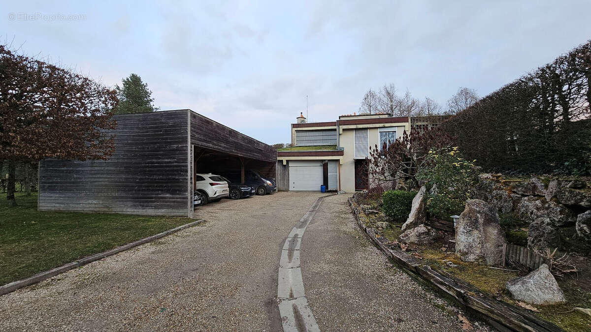 Maison 311 m² à Vitry-Aux-Loges  - photo 5