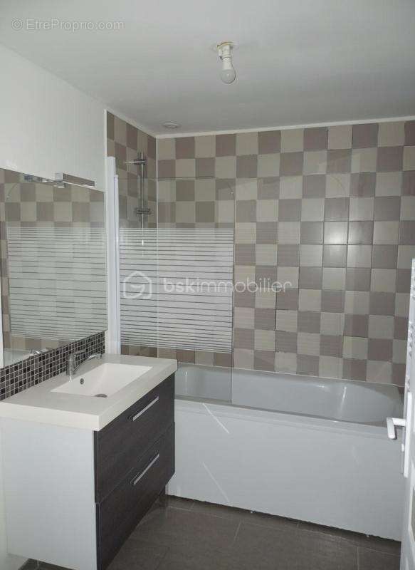 Maison à BEAUMONT-LE-ROGER