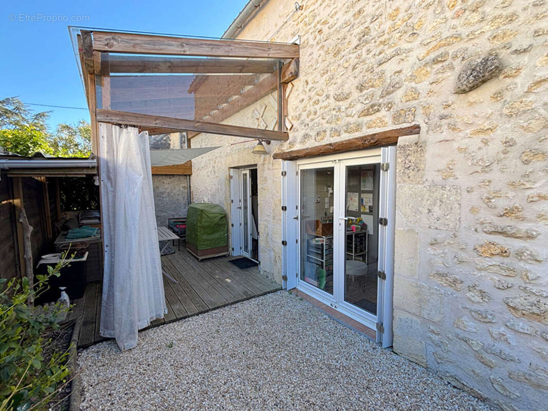 Maison à CORME-ECLUSE