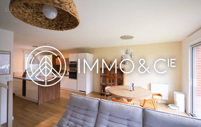 Maison à QUESNOY-SUR-DEULE