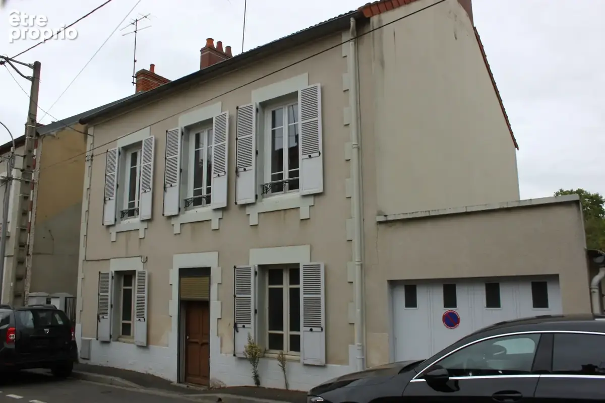 Maison à MONTLUCON