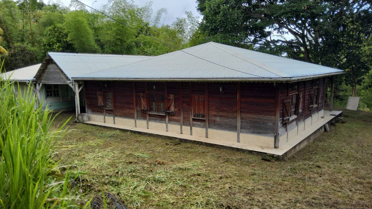 Maison à SAINT-PIERRE