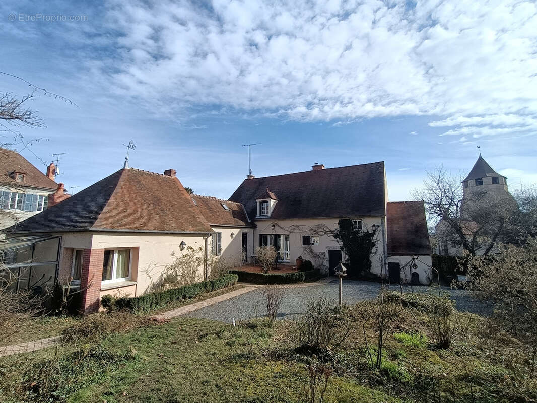 Maison à MOULINS