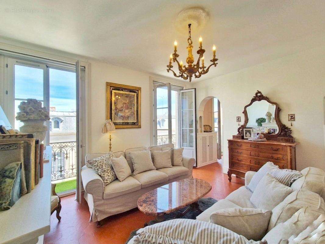 Appartement à BEZIERS