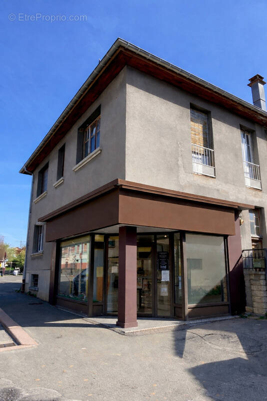 Appartement à BOUROGNE