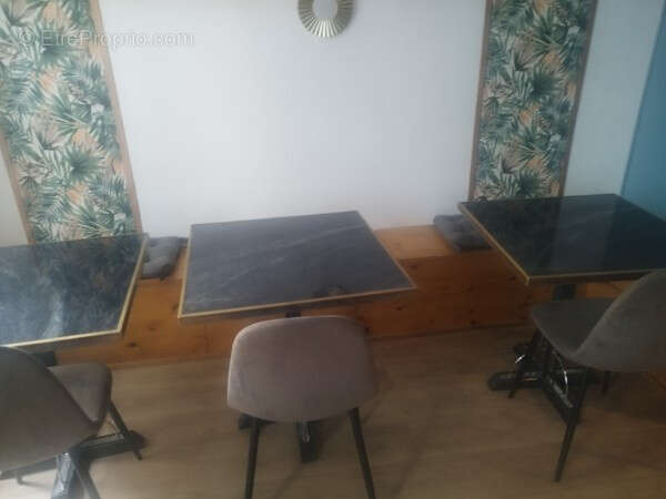 Commerce à PARIS-11E