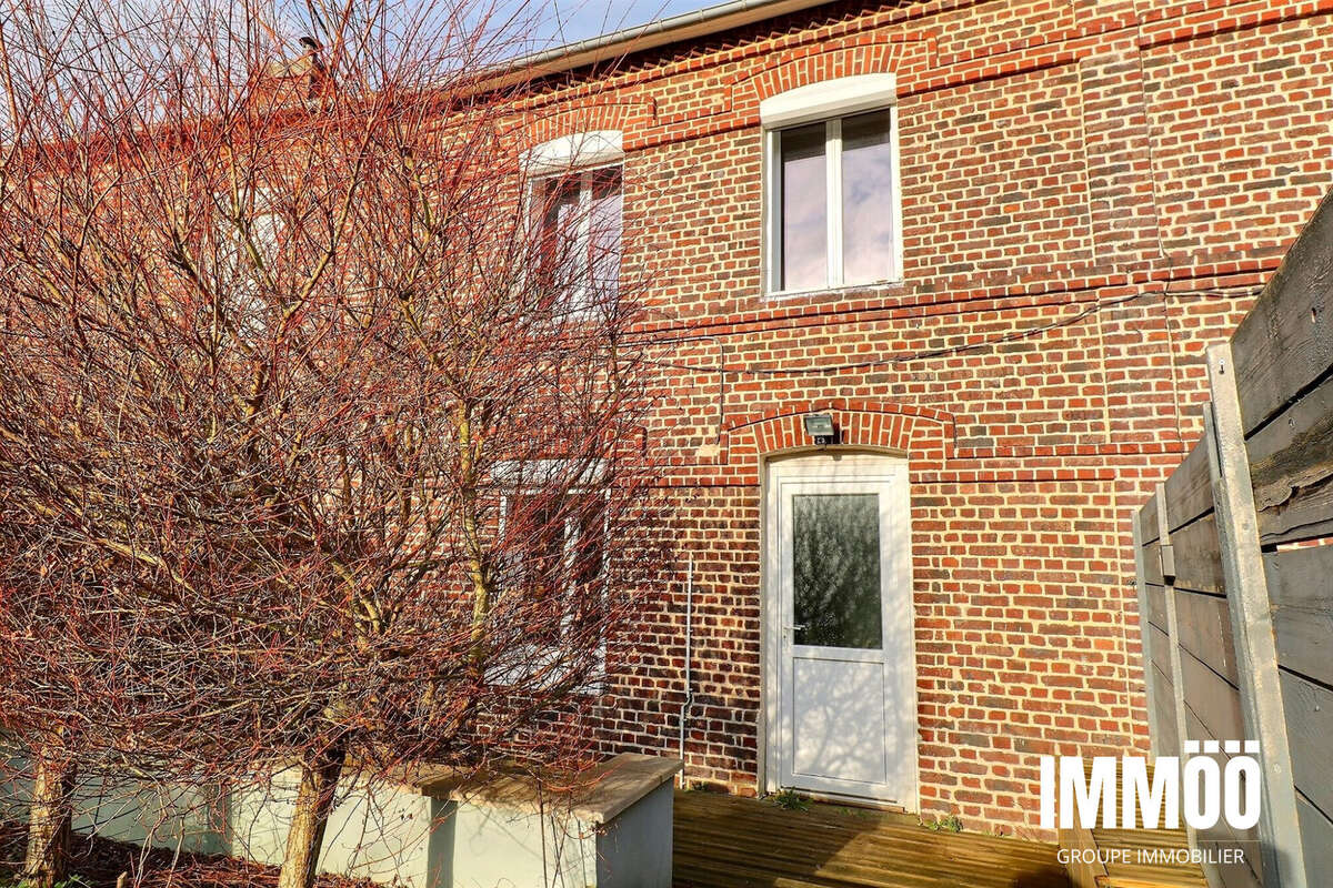 Maison à MONTVILLE