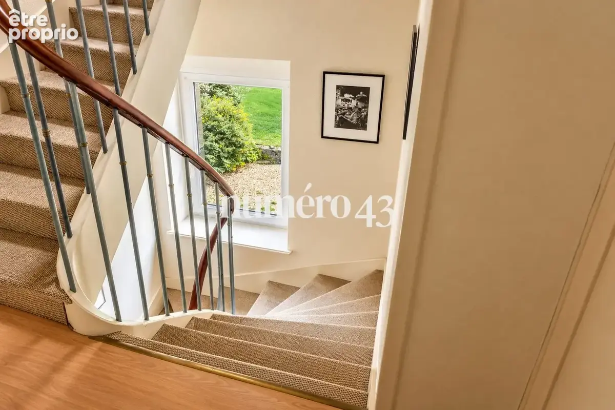 Maison 9 pièces 223 m² à vendre à Landivisiau (29400) - photo 6
