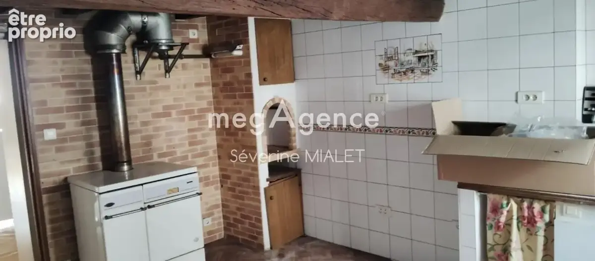 A vendre maison à rénover  Centre Châteaubernard - photo 8