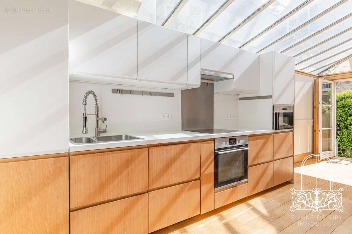 Maison à PARIS-16E
