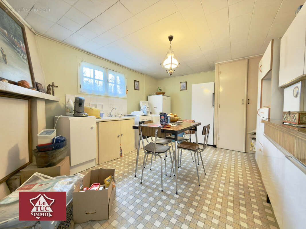 Maison 4 chambres avec garages et jardin - photo 12