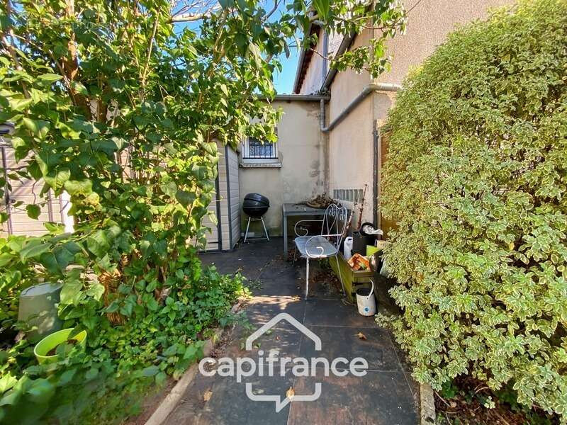 Maison à VILLEVAUDE