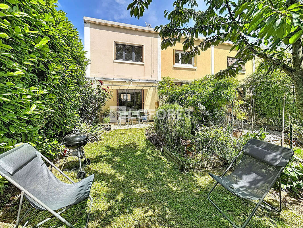 Maison à VILLEJUIF