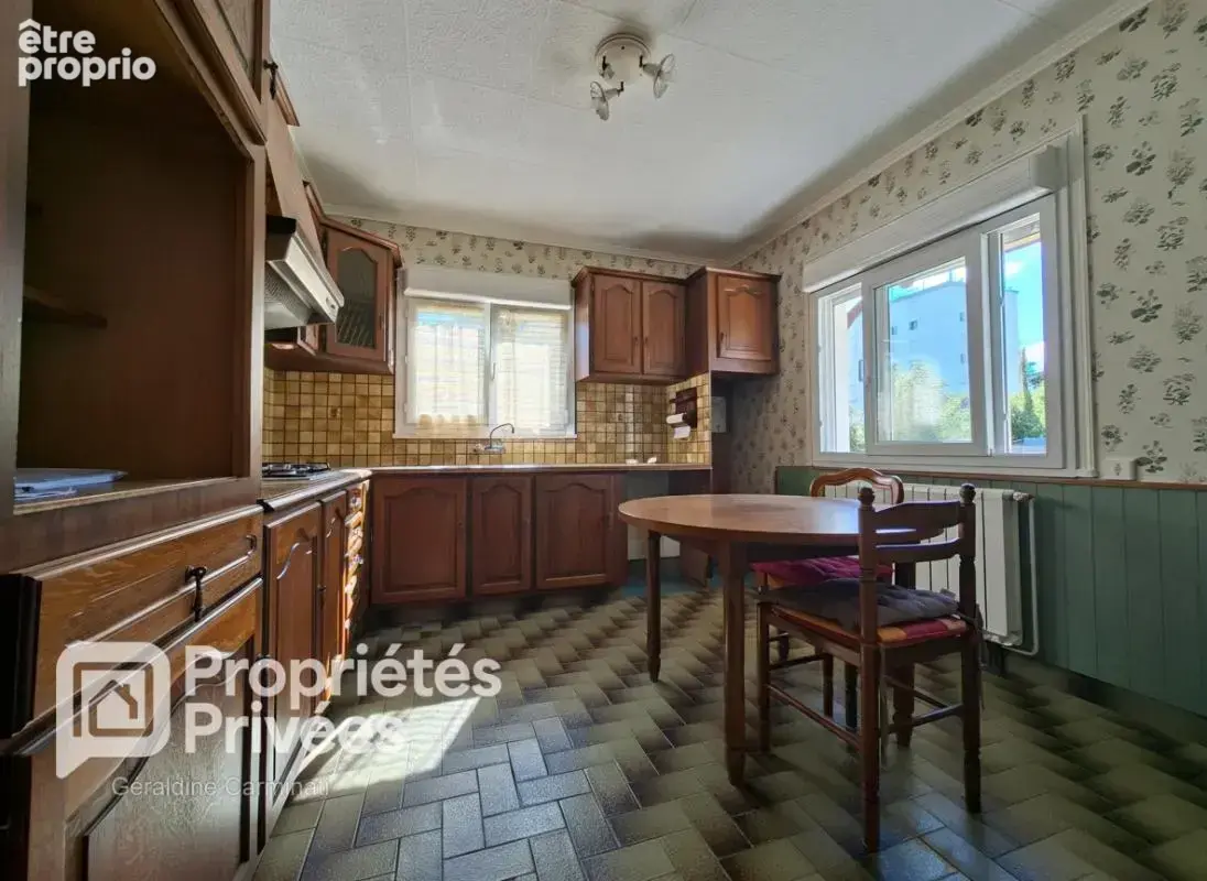 À VENDRE 37540 SAINT-CYR-SUR-LOIRE, maison de 200 m² / jardin / atelier / garage / cave - photo 6