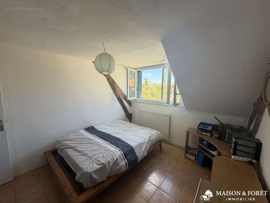 Maison à SAINT-MARTIN-SUR-OCRE