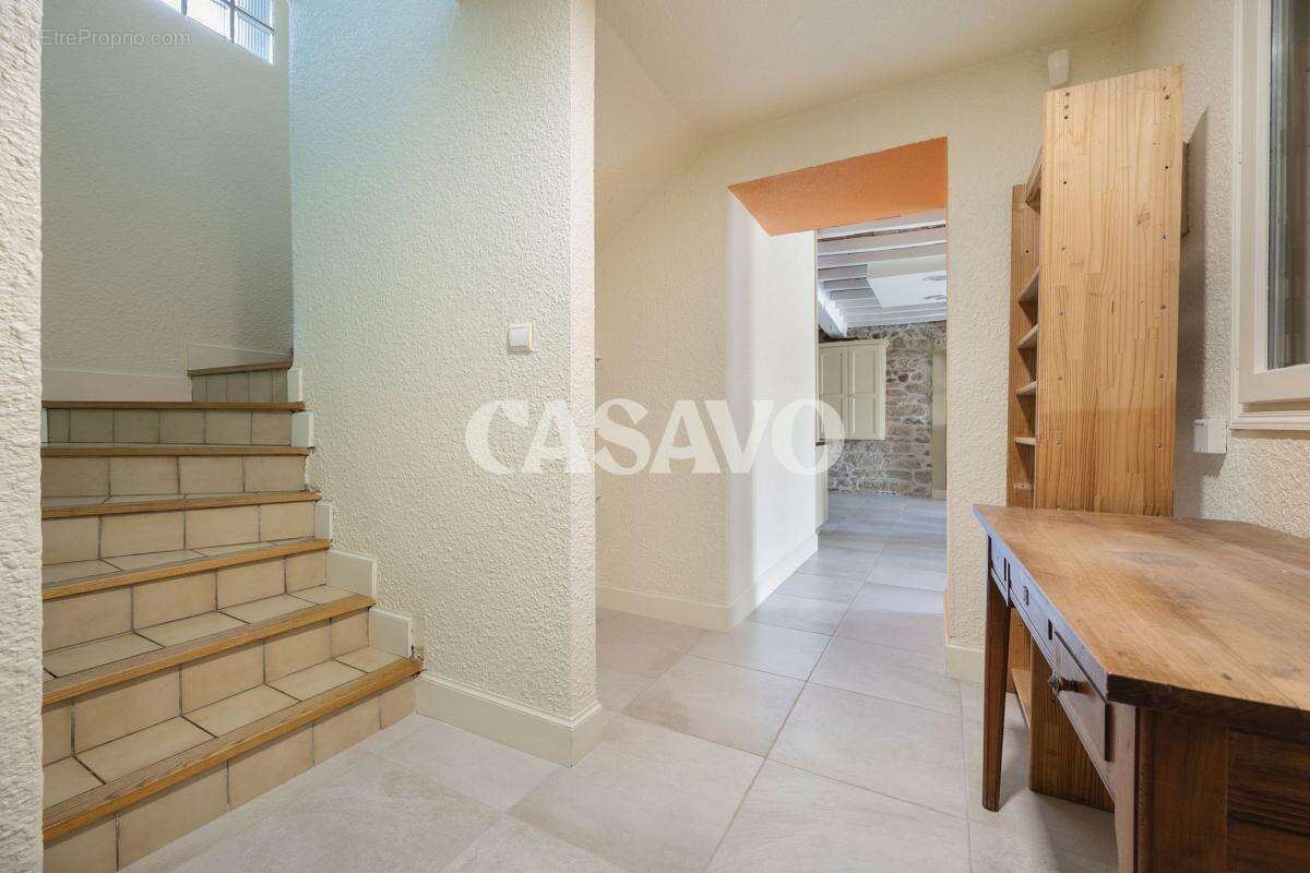 Maison à REVEL-TOURDAN