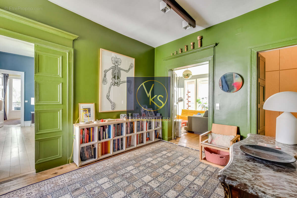Appartement à PARIS-9E