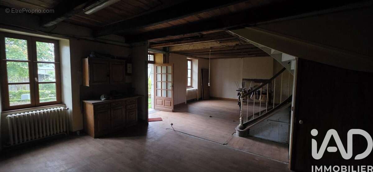 Photo 4 - Maison à LADINHAC